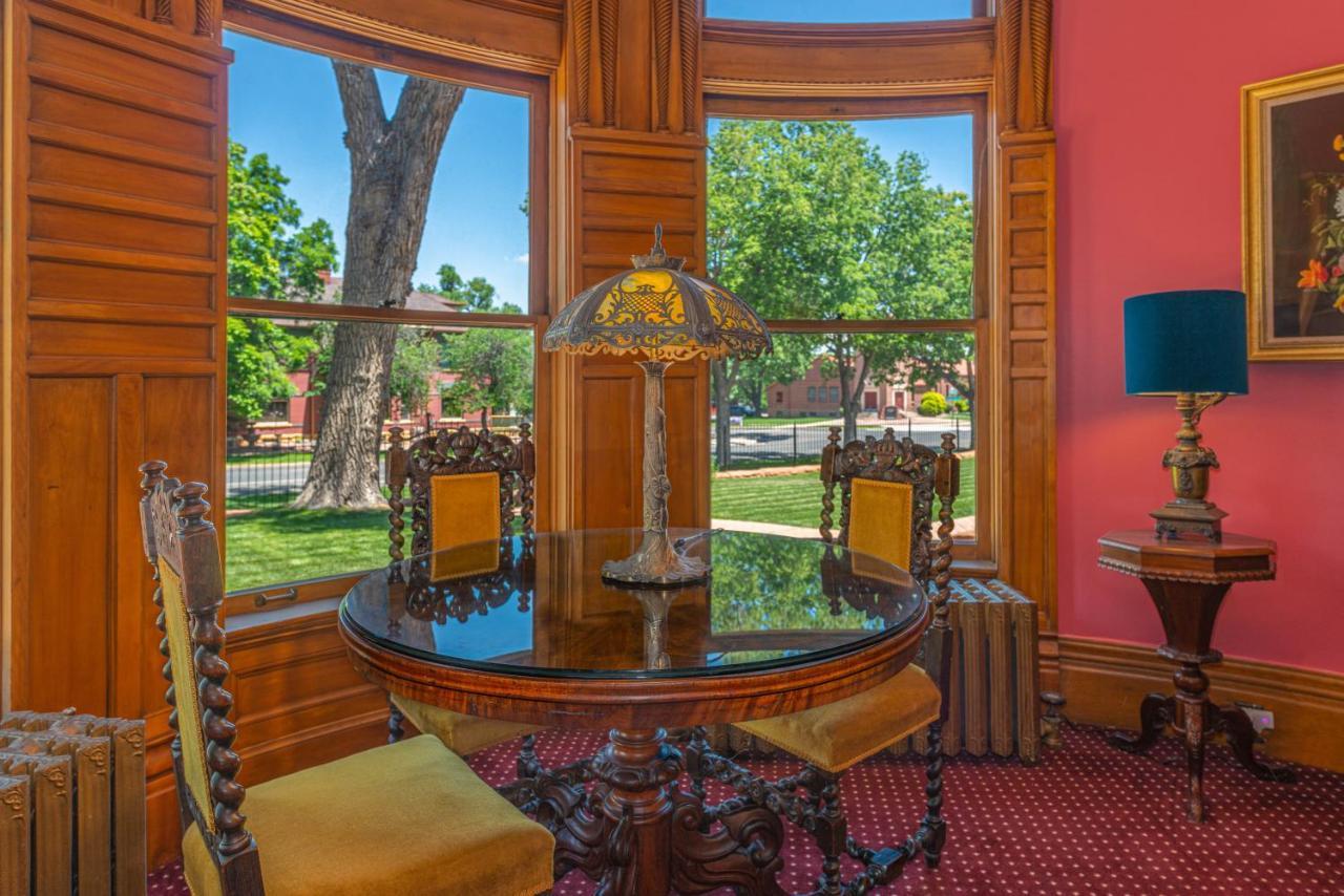 Orman Mansion - Pueblo'S Most Luxurious Stay! Extérieur photo